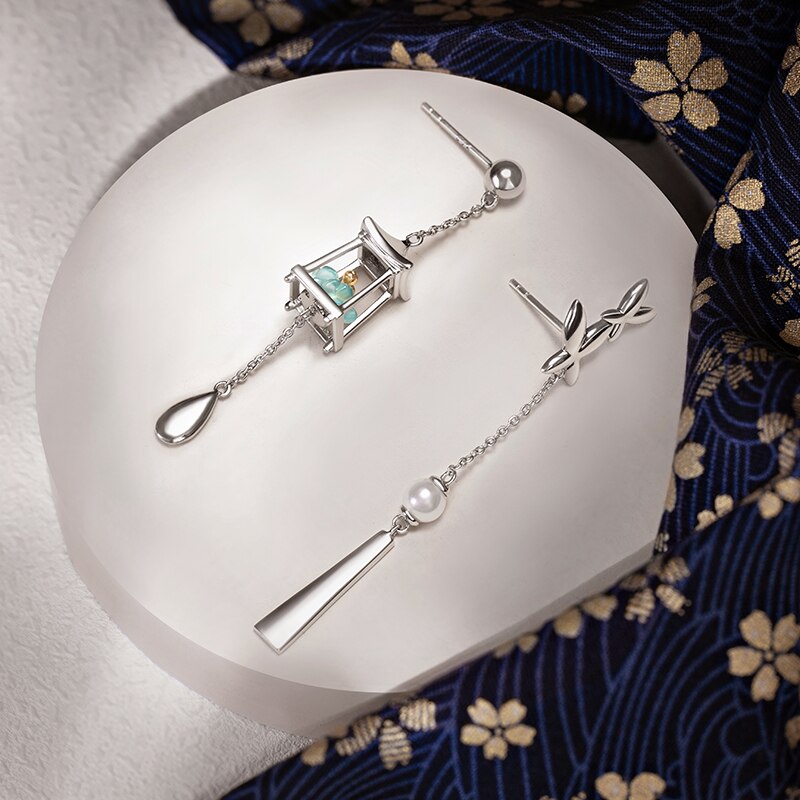 Thaya Women Earring Stud Green Crystal Earrings Silver Plated Lantern Earrings Silver Needle Beads Earrings Elegant Fine Jewelry